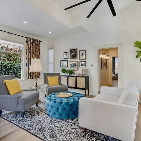 The Stanton Residence - Chic And Cozy Classic Near Downtown